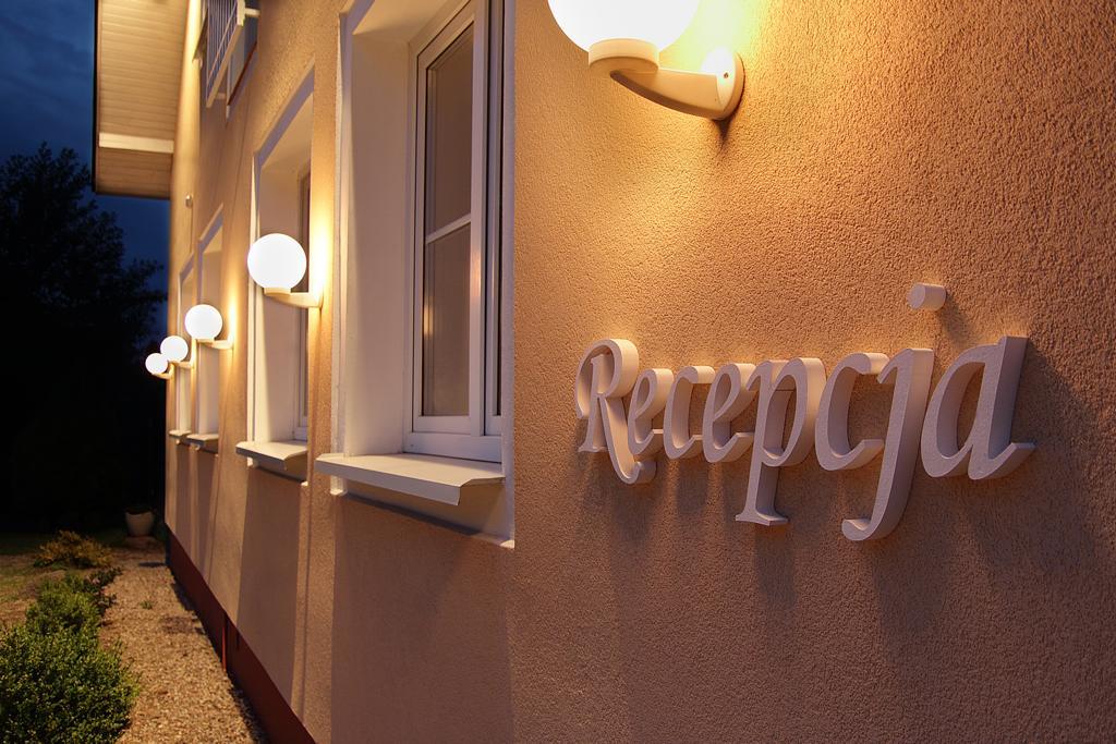 Noclegi Agape Płonia エクステリア 写真